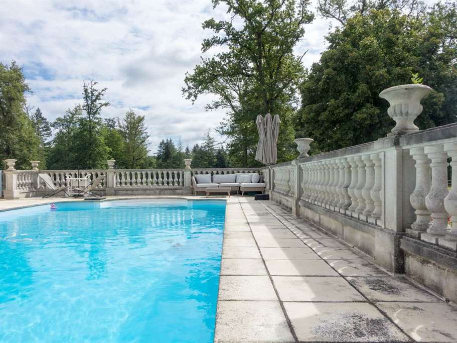 House Lamotte-Beuvron