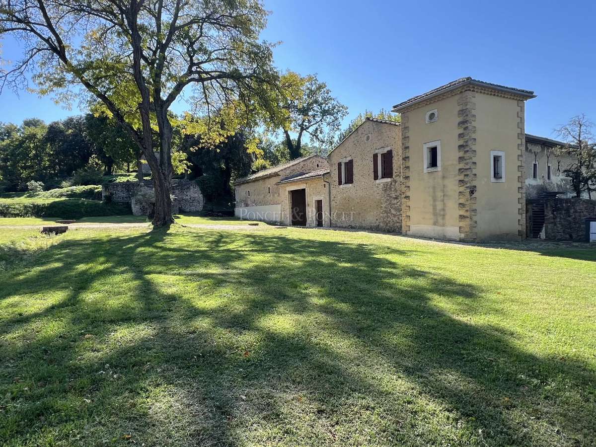 Propriété Lamotte-du-Rhône