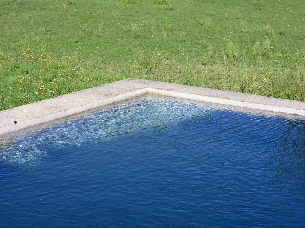 Propriété Lamotte-du-Rhône