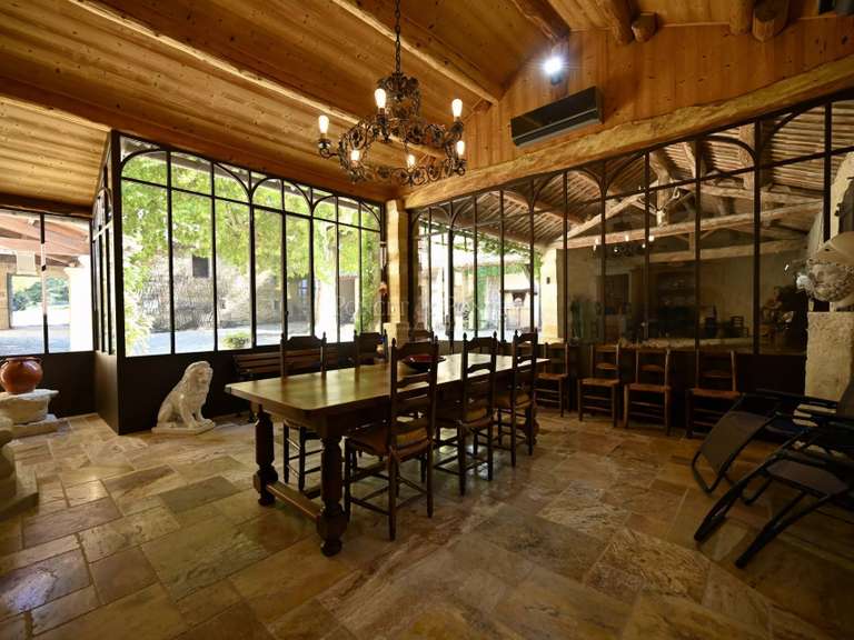 Propriété Lamotte-du-Rhône - 5 chambres - 710m²