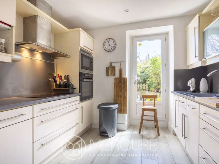 Maison Lampaul-Guimiliau - 5 chambres - 247m²