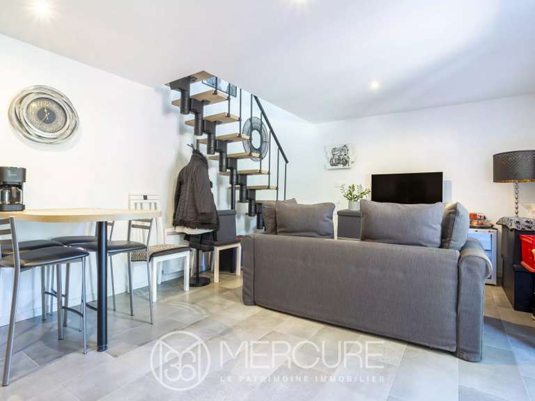 Maison Lampaul-Guimiliau - 5 chambres - 247m²