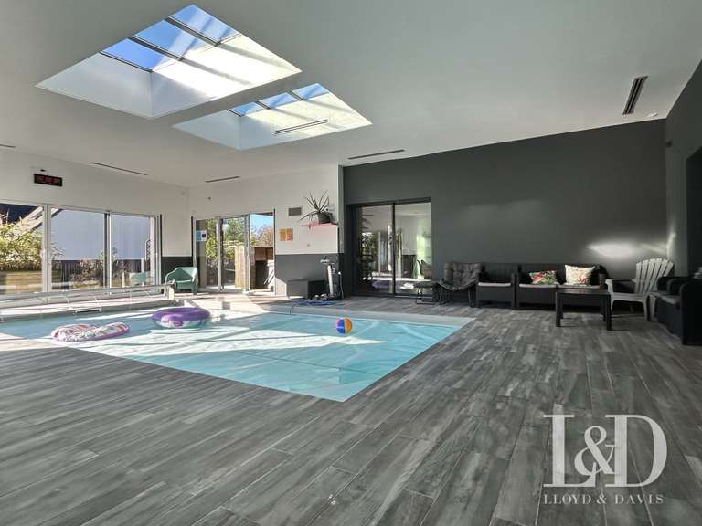 Maison Landerneau - 5 chambres - 279m²