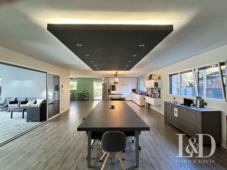Maison Landerneau - 5 chambres - 279m²