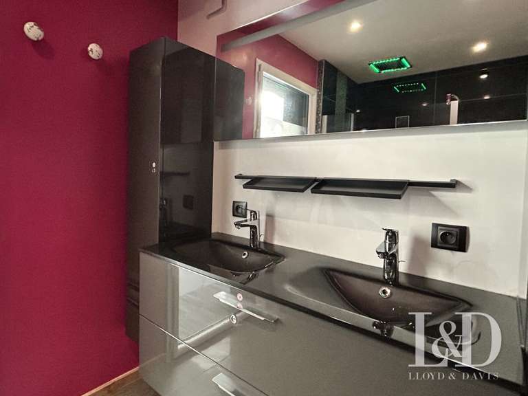 Maison Landerneau - 5 chambres - 279m²