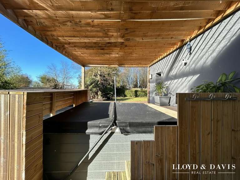 Maison Landerneau - 5 chambres - 279m²