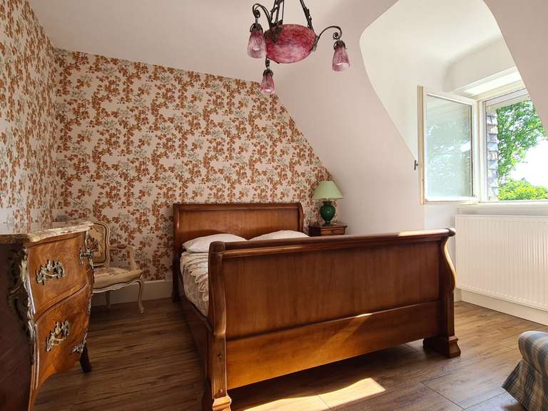 Maison Landivisiau - 6 chambres - 310m²