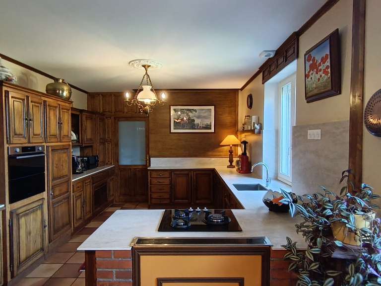 Maison Landivisiau - 6 chambres - 310m²