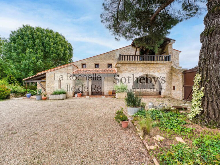 Propriété Landrais - 3 chambres - 319m²