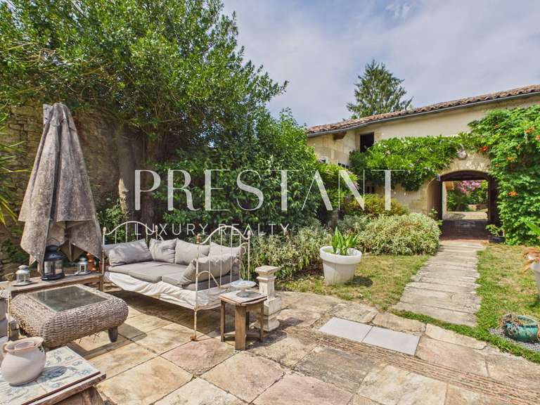House Langon - 6 bedrooms - 466m²