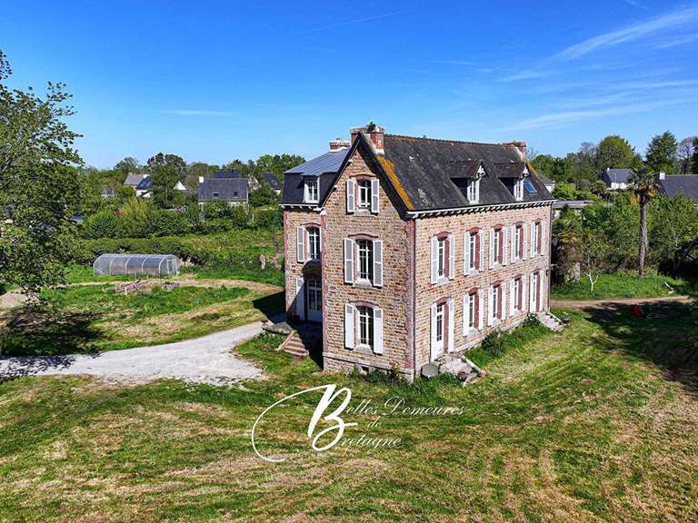 Maison Lannion - 9 chambres