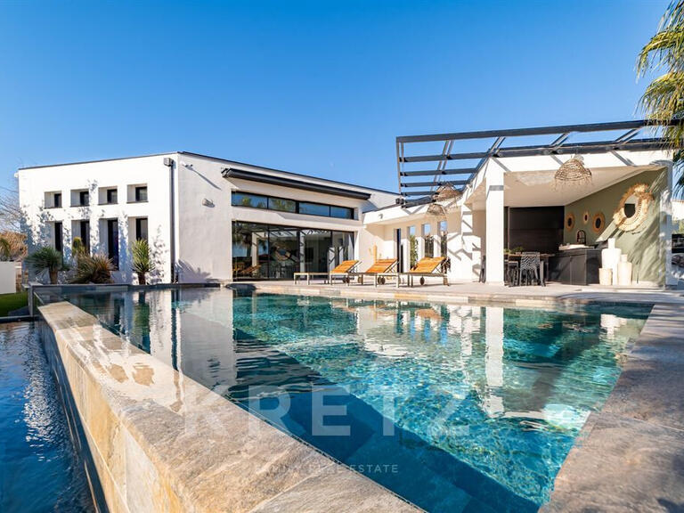 Maison Lansargues - 4 chambres - 220m²