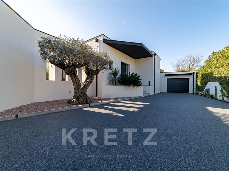 Maison Lansargues - 4 chambres - 220m²