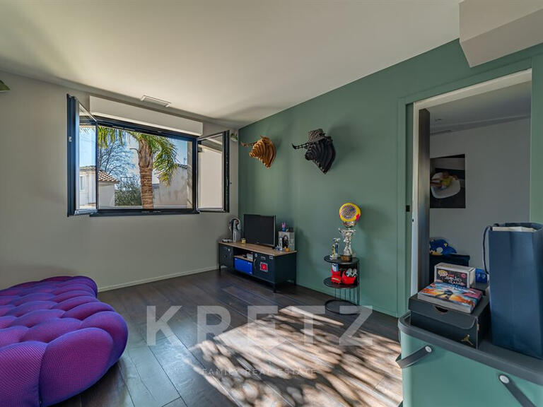 Maison Lansargues - 4 chambres - 220m²