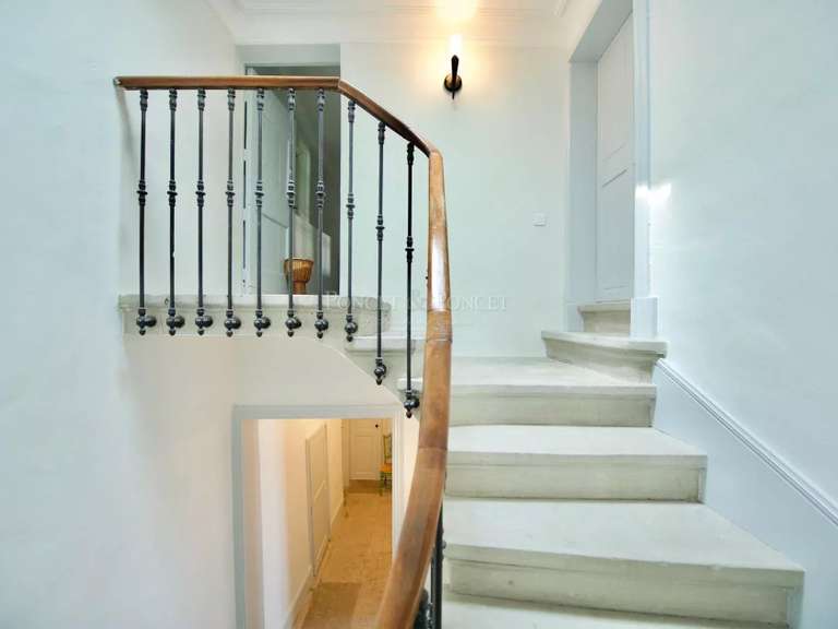 Maison Lansargues - 4 chambres - 210m²