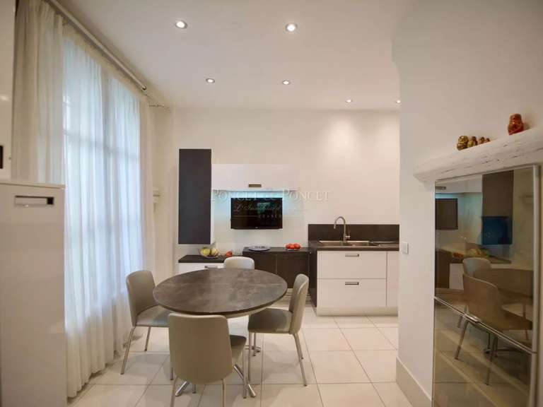 Maison Lansargues - 4 chambres - 210m²