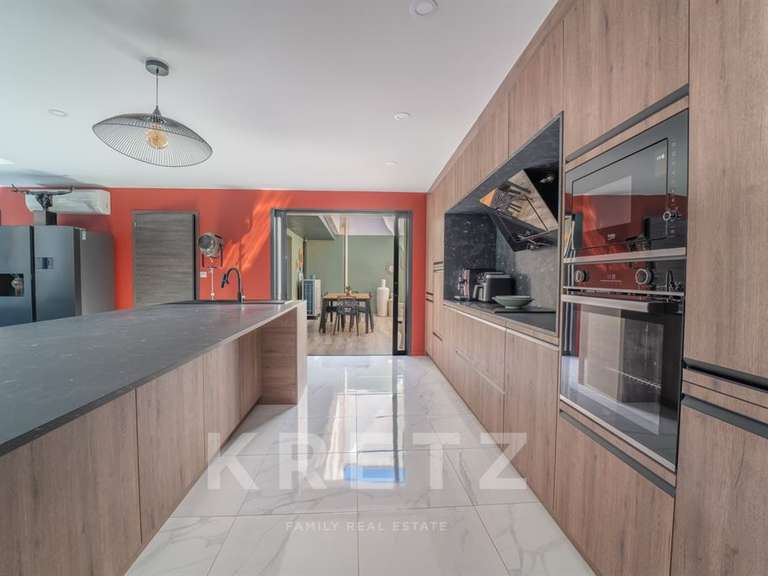 Maison Lansargues - 4 chambres - 300m²