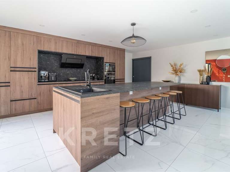 Maison Lansargues - 4 chambres - 300m²