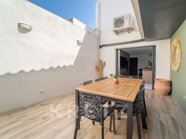 Maison Lansargues - 4 chambres - 300m²