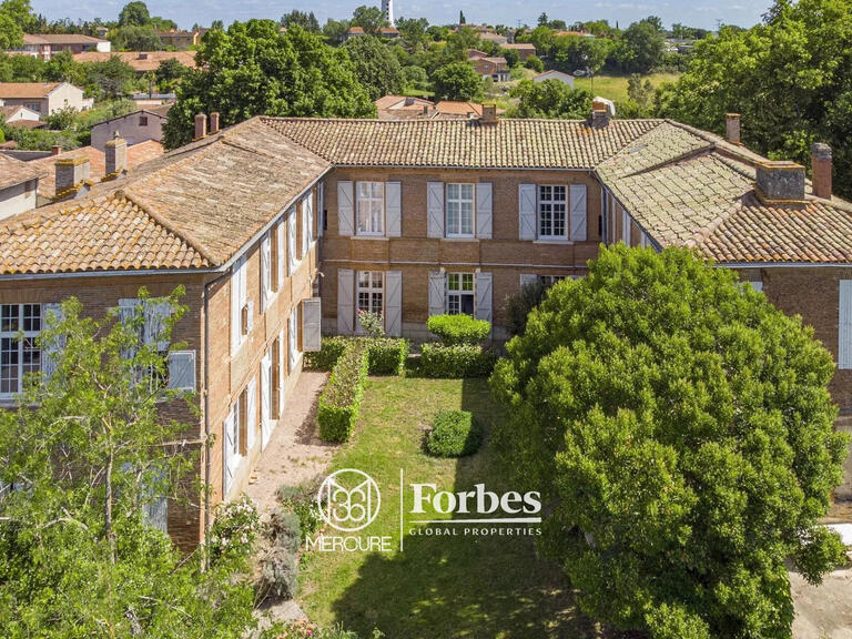 Property Lanta - 8 bedrooms - 575m²