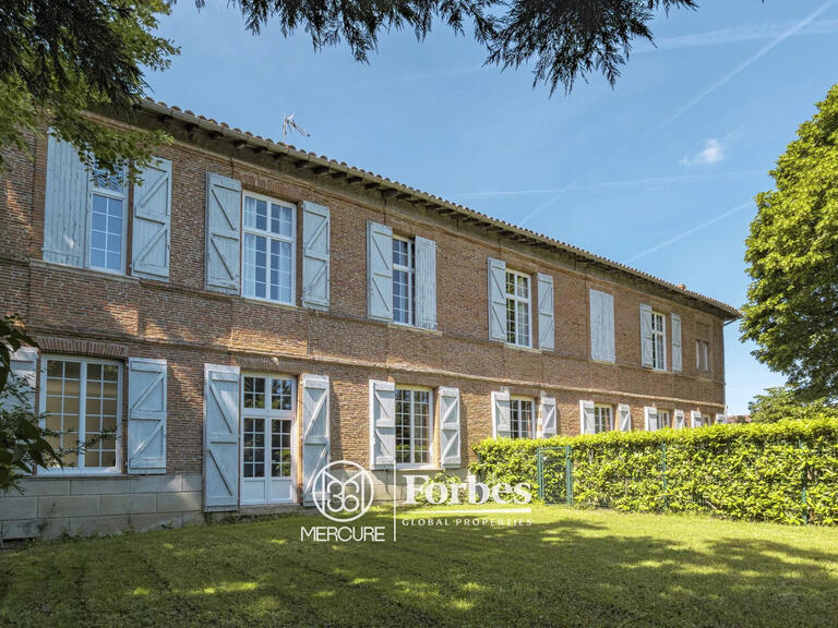 Property Lanta - 8 bedrooms - 575m²