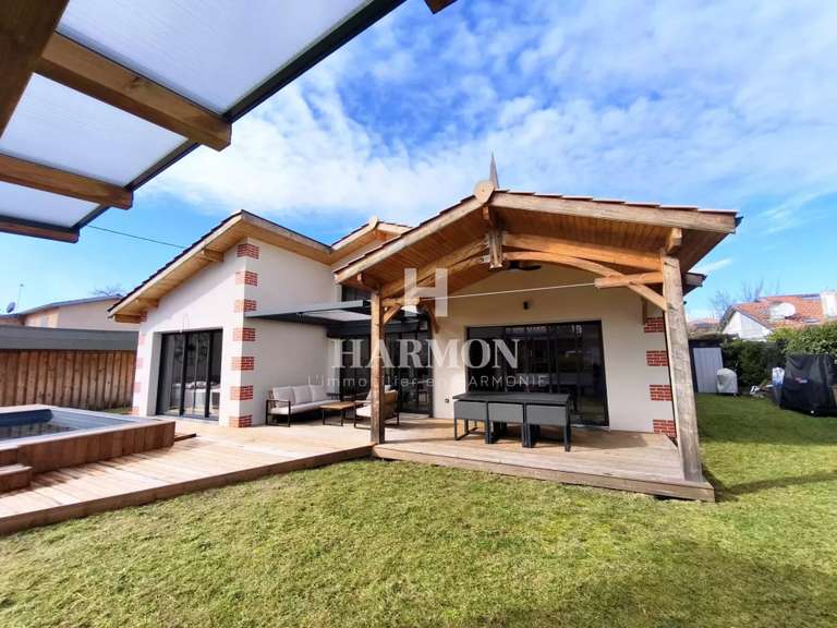 Maison Lanton - 4 chambres - 145m²