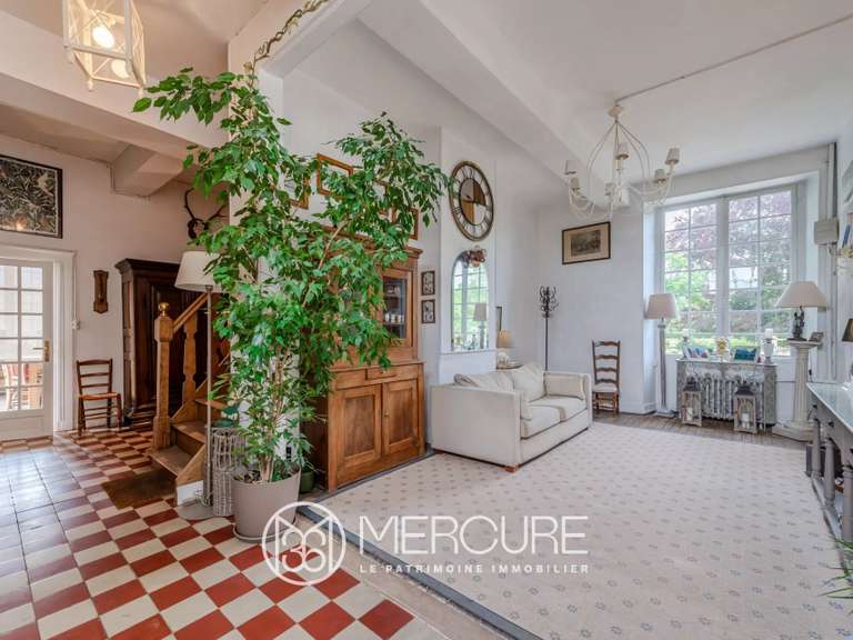 Propriété Laon - 8 chambres - 440m²