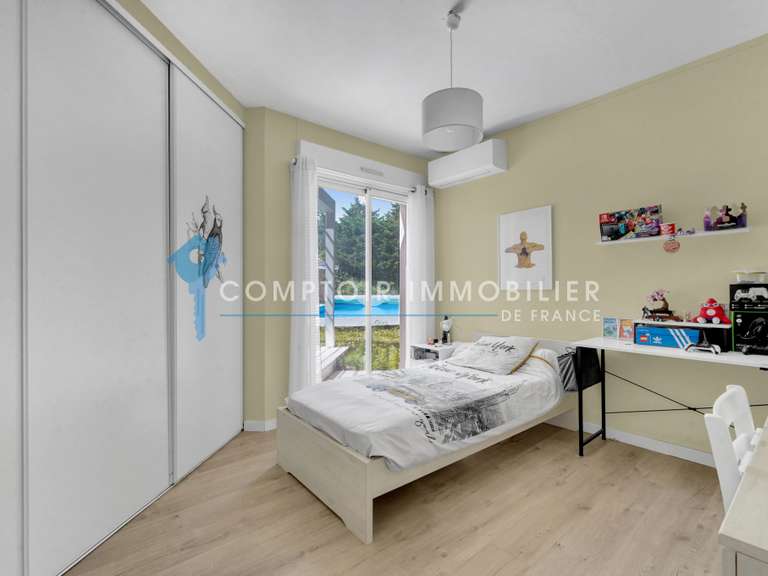 Maison Lapeyrouse-Fossat - 5 chambres - 200m²
