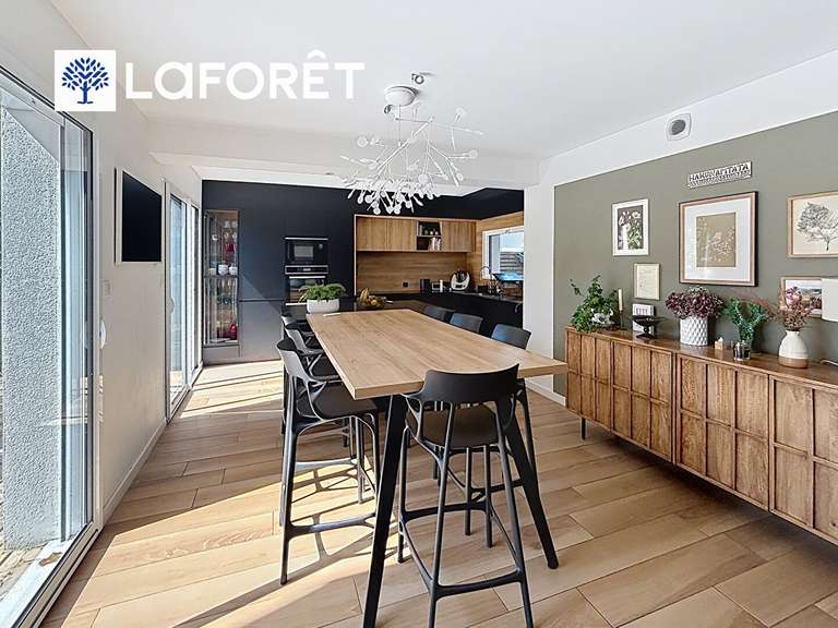 Maison Larmor-Plage - 5 chambres - 190m²