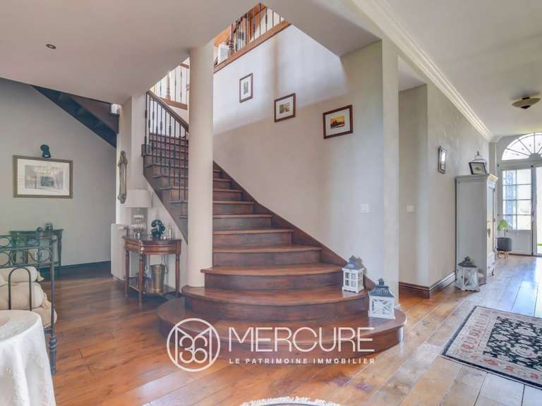 Propriété Larra - 6 chambres - 435m²