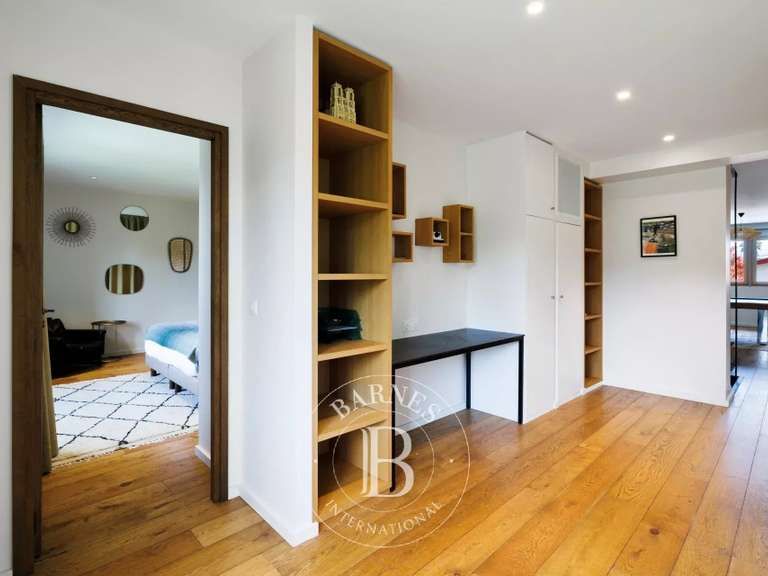 House Larressore - 5 bedrooms - 390m²