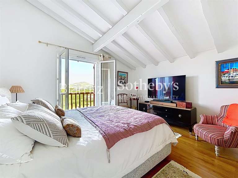 Maison Larressore - 5 chambres - 185m²