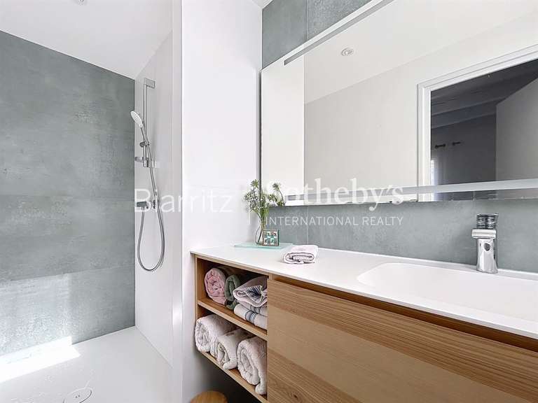 Maison Larressore - 5 chambres - 185m²