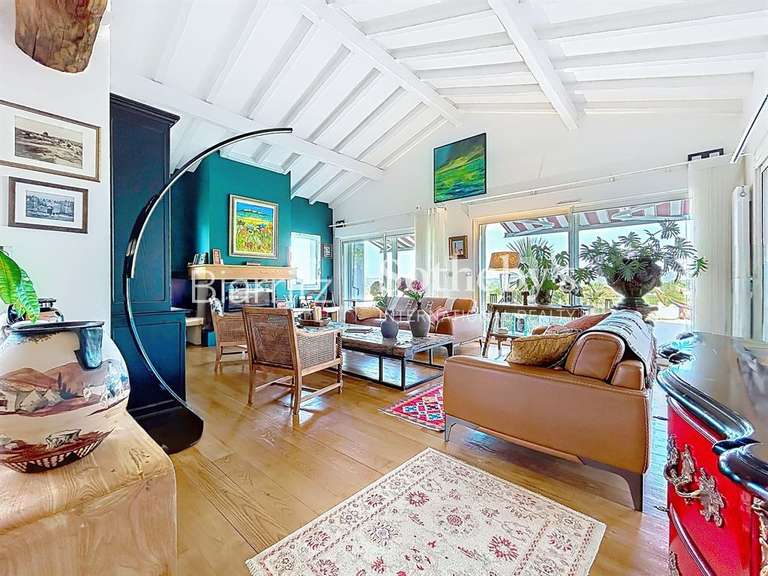 Maison Larressore - 5 chambres - 185m²