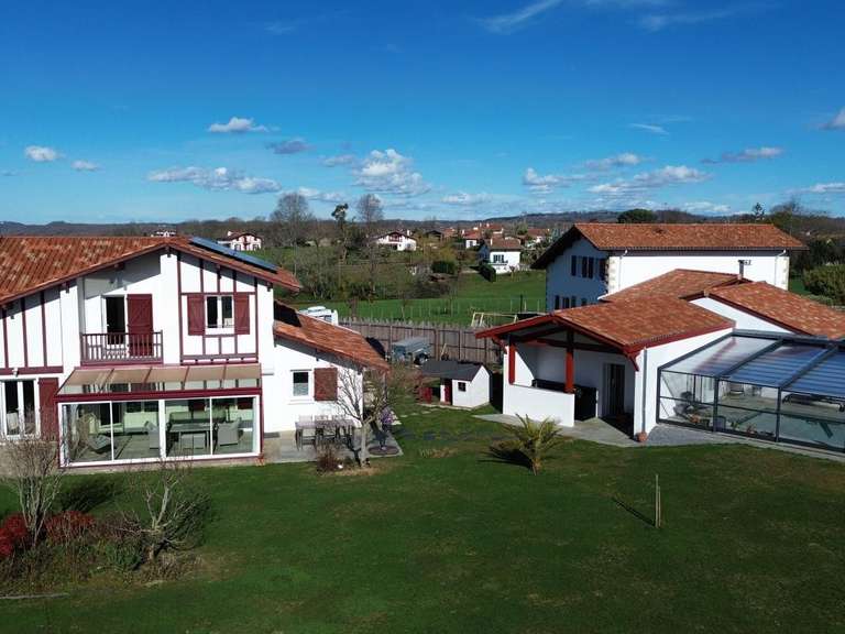 Villa Larressore - 7 chambres - 275m²