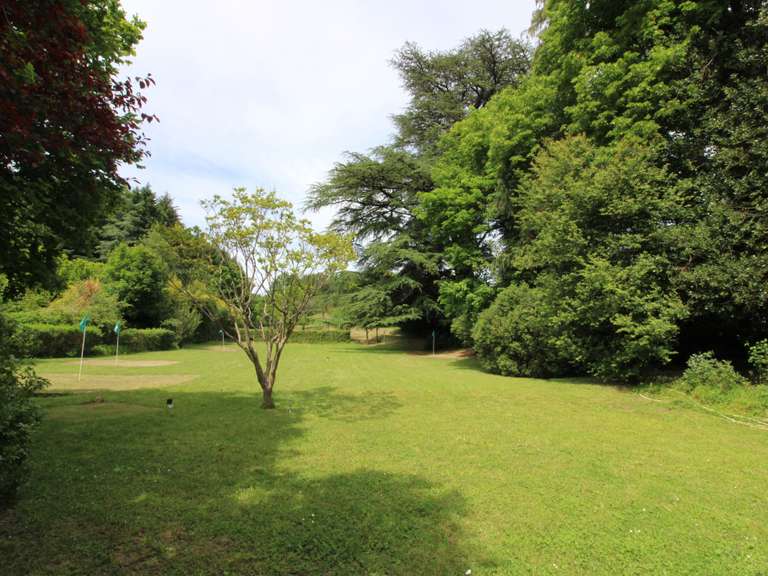 Maison Lasalle - 10 chambres - 675m²