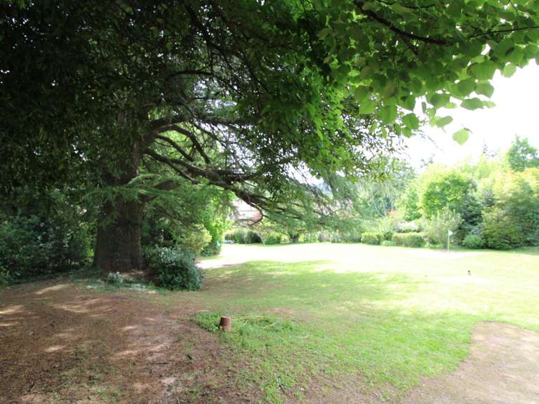 Maison Lasalle - 10 chambres - 675m²