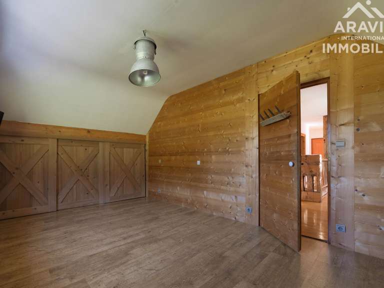 Maison Lathuile - 6 chambres - 312m²