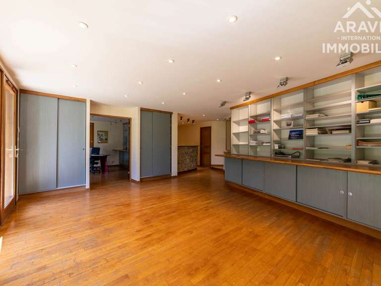 Maison Lathuile - 6 chambres - 312m²