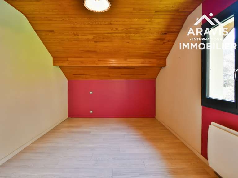 Maison Lathuile - 3 chambres - 91m²