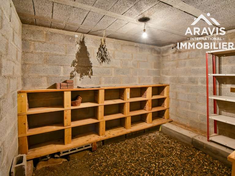 Maison Lathuile - 3 chambres - 91m²