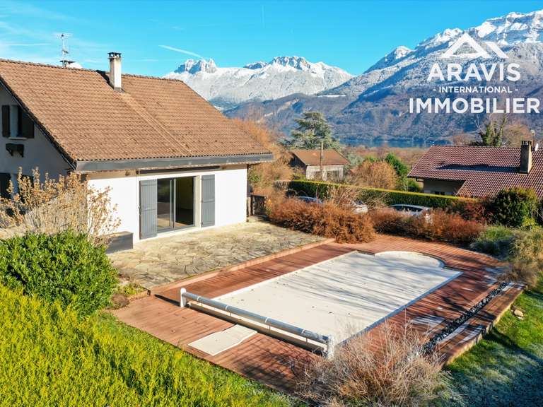 Maison Lathuile - 3 chambres - 91m²