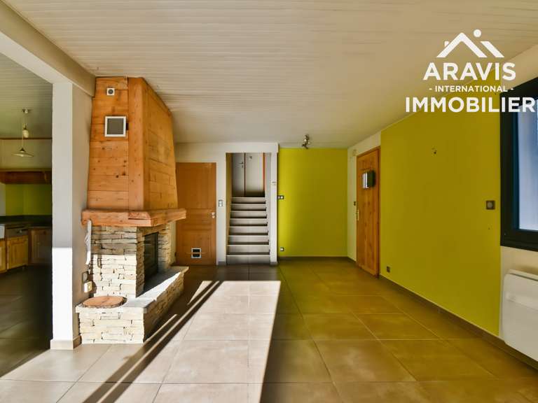 Maison Lathuile - 3 chambres - 91m²