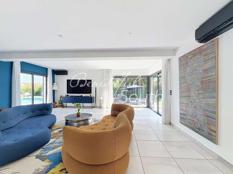 Villa Latour-Bas-Elne - 4 chambres - 209m²