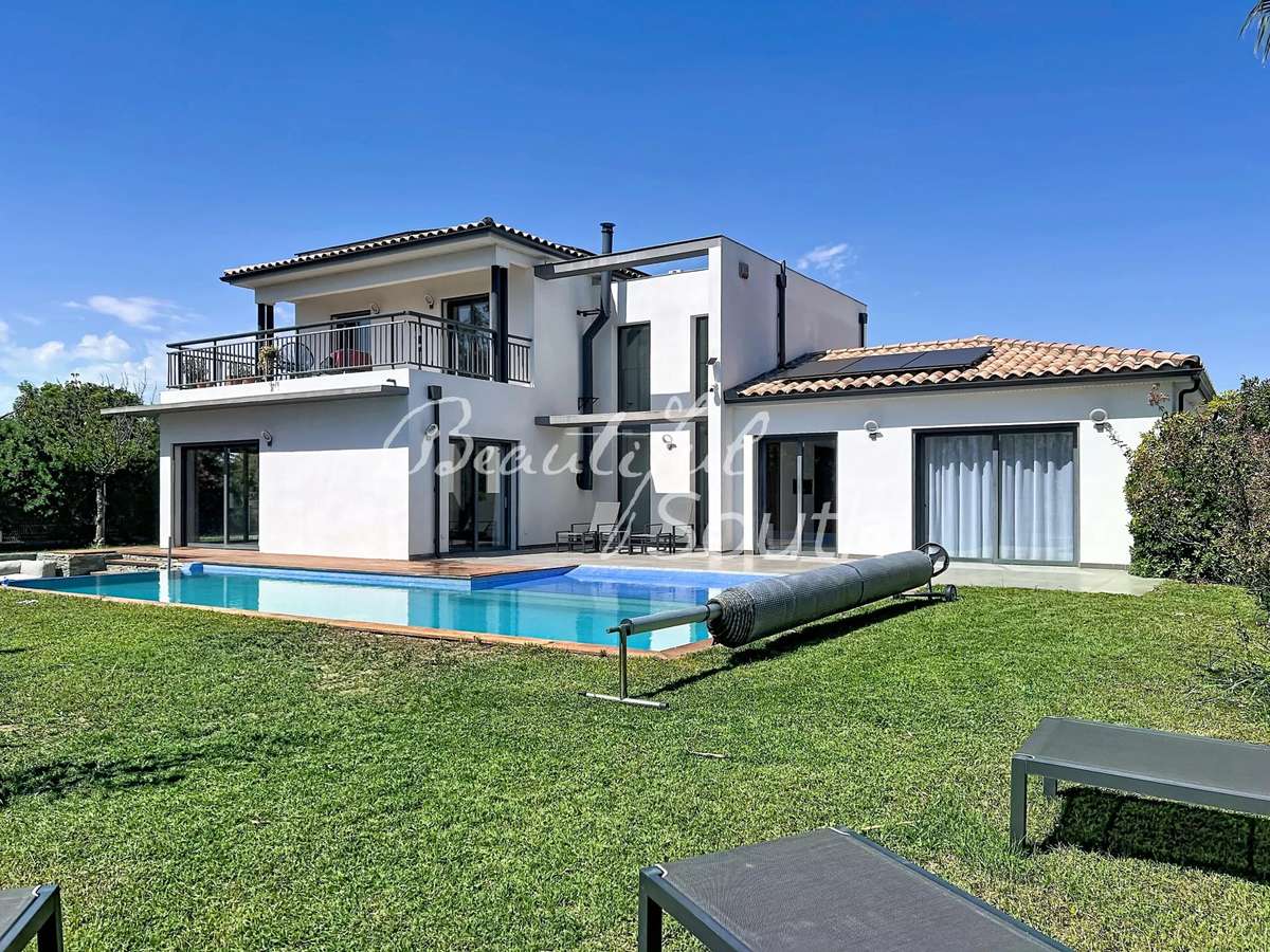 Villa Latour-Bas-Elne