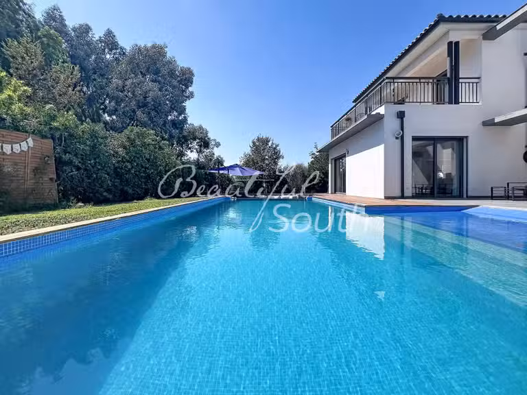 Villa Latour-Bas-Elne - 4 chambres - 209m²