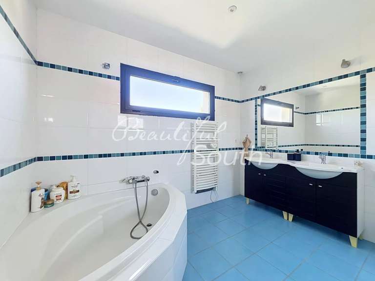 Villa Latour-Bas-Elne - 4 chambres - 209m²