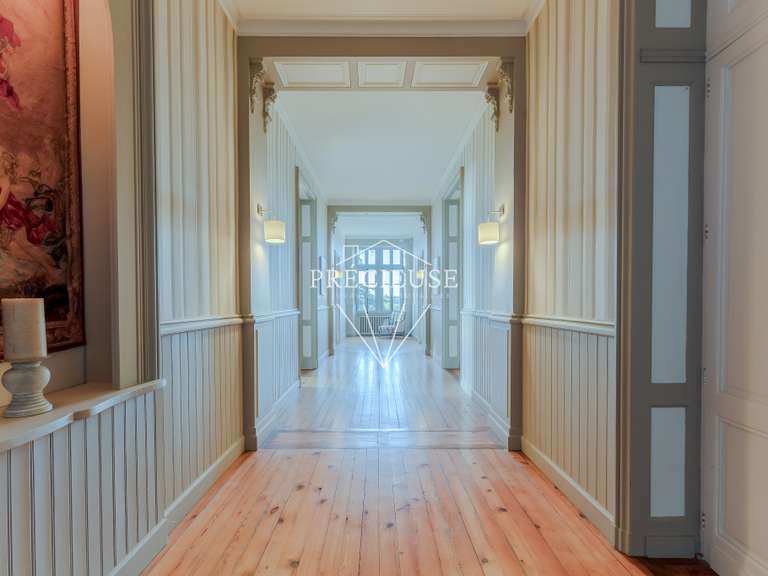 Maison Latresne - 8 chambres - 900m²