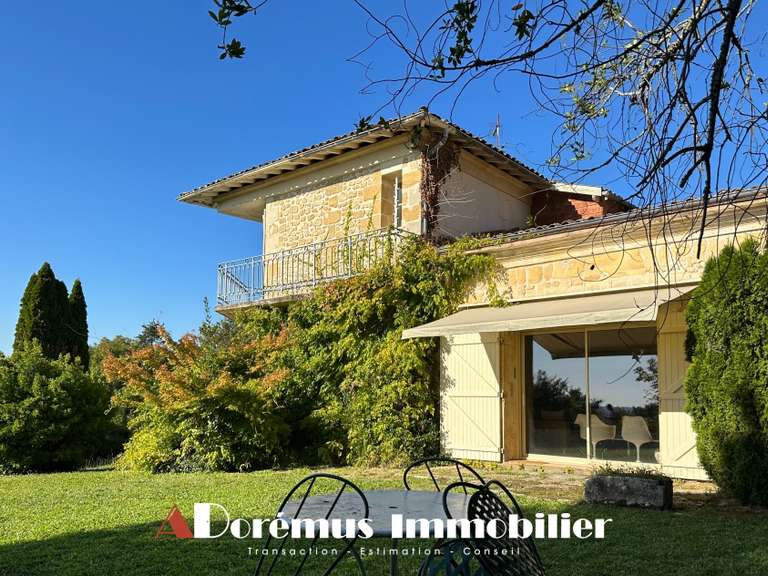 House Latresne - 4 bedrooms - 255m²