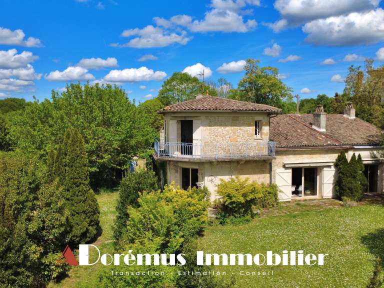 House Latresne - 4 bedrooms - 255m²